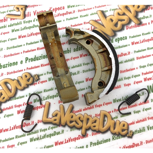 NEWFREN Bremsbacken vorne für PIAGGIO 50 BOXER BRAVO CIAO SI SUPER BRAVO VESPINO 50 SPANIEN MOTO GUZZI BENELLI BETA FANTIC ISSIMO 50 GARELLI ro 414534