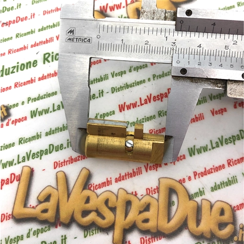 Lenkradschloss mit NEIMANN-Schlüssel für VESPA 50 NLR SPECIAL 90 125 150 160 180 GT GS SUPER PRIMAVERA SPRINT GTR kurze Ausführung 4 mm Führung ro 120328