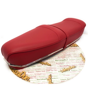 Selle rouge pour Lambretta MK 3 style Pegaso avec garnitures latérales chromées pour LI Special SX TV 3ème série