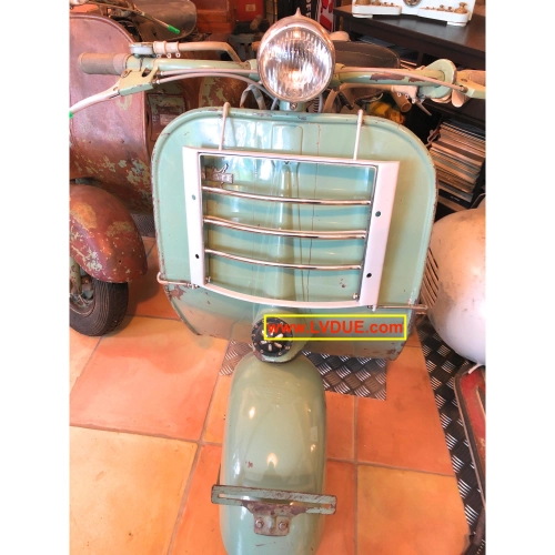 Verchromter Edelstahl-Gepäckträger vorne für VESPA 98 125 150 V1 V15 V30 V33 VB1 VM VN VL mit abblendendem Scheinwerfer von 1946 bis 1958