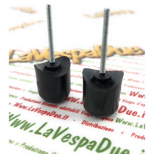 Paire de tampons en caoutchouc pour capots LAMBRETTA 125 150 LD ro 12181061