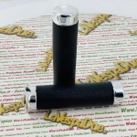 Pair of grips with chromed terminals firmly fixed for VESPA PX 125 150 200 millennium disc brake - adaptable to all wheels 582324