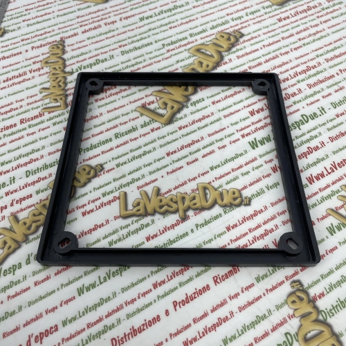 Marco de matrícula de plástico negro de 17x17cm para motocicletas VESPA clásicas de los años 80, 90, 98, 125, 150, 160, 180, 200, V1, V15, V33, VM, VN, VB1, VL, VBA, VBB, VNA, VNB, GL, SS, SPRINT, TS, GT, R y Rally.
