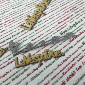 Front lettering in aluminum three pegs 140 mm for VESPA 50 SPECIAL first series from 1969 to 1972 Italian product in handcrafted casting