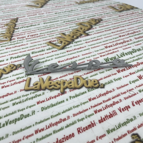 Front lettering in aluminum three pegs 140 mm for VESPA 50 SPECIAL first series from 1969 to 1972 Italian product in handcrafted casting