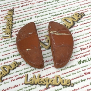 Pair of side indicator covers for APE 125 from A1T to A15T model from 1947 to 1952, handcrafted in Italy.