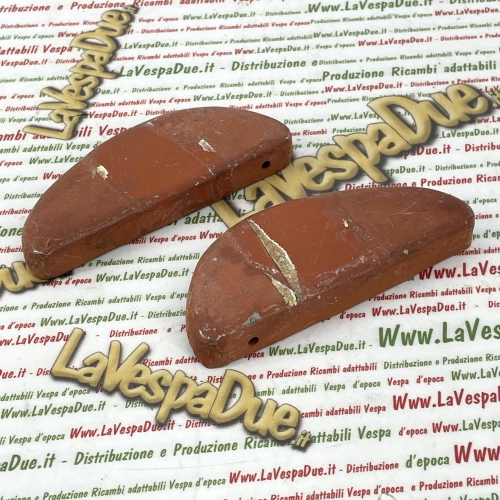 Pair of side indicator covers for APE 125 from A1T to A15T model from 1947 to 1952, handcrafted in Italy.