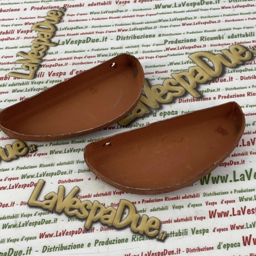 Pair of side indicator covers for APE 125 from A1T to A15T model from 1947 to 1952, handcrafted in Italy.