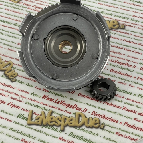 Primärantriebspaar, Schrägverzahnung Z 18 67 in Eisen, ohne Stoßdämpfer, VESPA NLR SPECIAL ET3 PRIMAVERA 50 90 125
