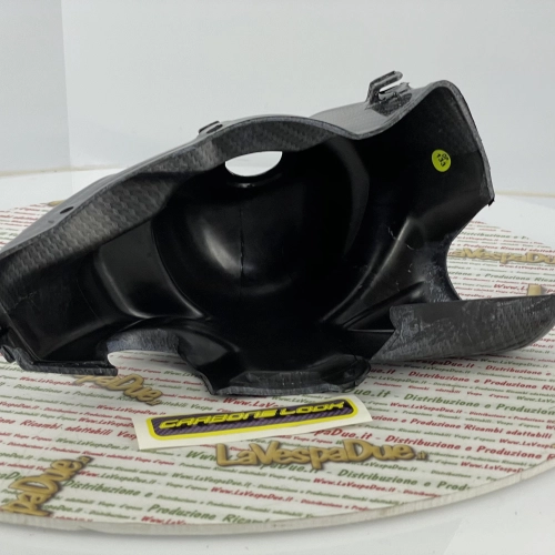 Bouchon de refroidissement moteur aspect carbone Vespa 50 75 Special NLR PK XL FL Rush N ro 139261