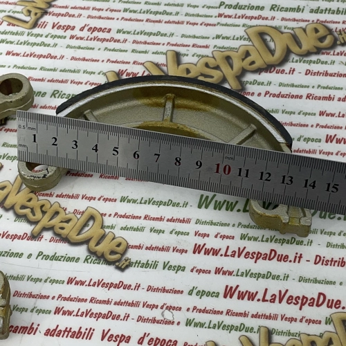 Zapatas de freno traseras FERODO para VESPA 50 125 PK XL 2 con transmisión automática únicamente.