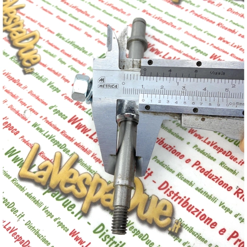 Radnabe mit Zentrierachse für vordere Bremsbacken VESPA 125 150 V1 V30 V33 VN VM VNA VNB VBA VBB VL GS GL ro 005598 035581