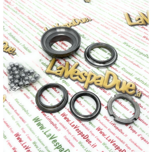 Oberer und unterer Lenkgabelkappensatz komplett mit Kugeln für VESPA 125 150 VNA VNB VBA VBB