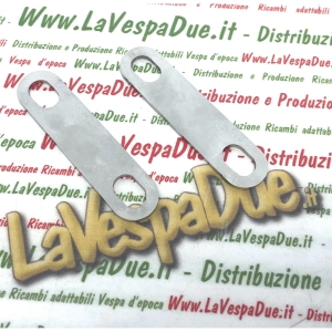 Par de placas de acero para reforzar el reposapiés superior de la VESPA PX PE SPRINT TS RALLY GT R SS SUPER SPORT GL VBB VBA VNB 125 150 200