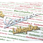 Aluminium-Seitenverkleidungs-Schriftzugaufkleber für VESPA PX 125 150 ab 2011 ro 656220 577081 Länge 150 mm