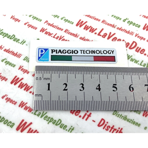 Placa adhesiva PIAGGIO Technology para scooters VESPA PX y PIAGGIO a partir de 2006.