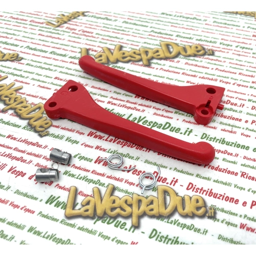 Kit de leviers en plastique rouge pour cyclomoteurs PIAGGIO 50 CIAO SI BRAVO, comprenant les clips et ressorts des leviers de frein avant et arrière.