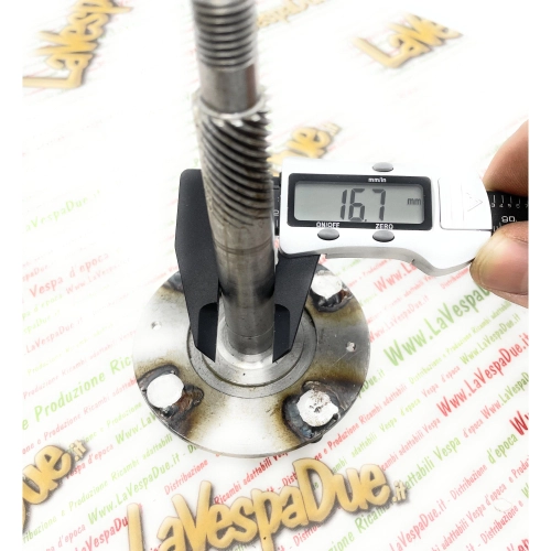 Roue d'essieu avant 8 avec axes à bride 8 mm VESPA 125 150 98 V1 V15 V30 V33 VL VM VN ro 002883 017436