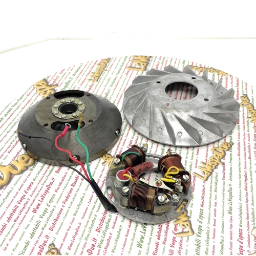 Flywheel with stator 6 volts 3 wires with tips and capacitor for VESPA SPRINT SPRINT VELOCE SUPER TS GTR GT VNB VBB etc...