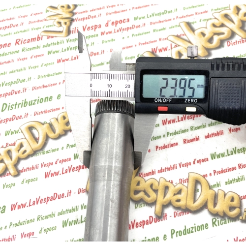 Albero asse Ø 22 mm porta ruota freno anteriore per VESPA 80 125 150 200 PX PE T5 COSA PK S XL RUSH FL seconda serie ARCOBALENO tamburo r.o. 178051