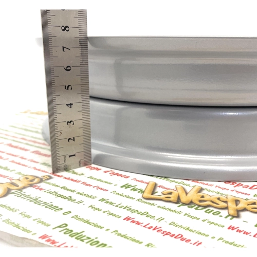 Cerchio ruota acciaio 3.50 10 4.00 per VESPA GS 160 180 SS r.o. 055125 135172