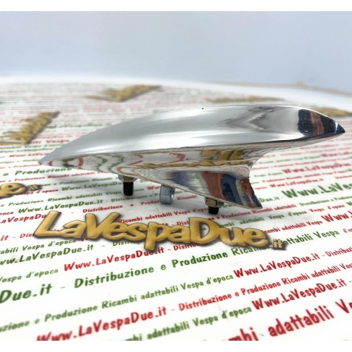 Mudguard crest for VESPA 150 VL1T VL2T VL3T VB1 VESPA GS 150 VS1T VS2T VS3T VS4T VS5T hole spacing 50 mm ro 023585