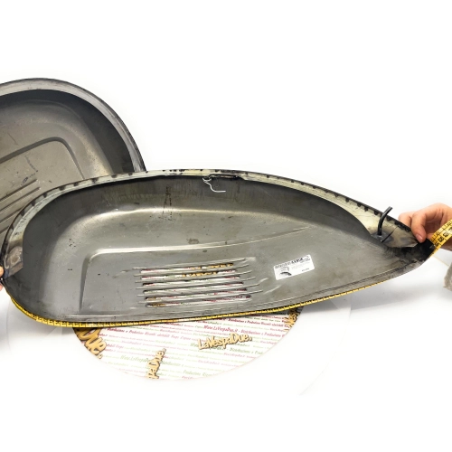 Paire de capots et housses de carrosserie pour VESPA 180 SS SUPER SPORT (capot droit et gauche).