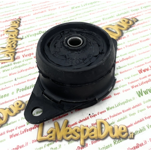 Support hydraulique pour moteur destiné à être fixé au châssis APE diesel CAR MAX DIESEL TM P703 V 420 POKER BENZINA numéro 266743 271629