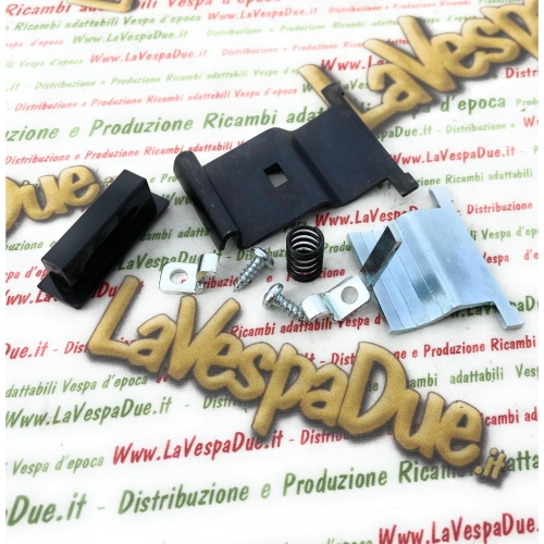 Complete lock plate kit for top box door button for VESPA PK S SS AUTOMATICA 50 80 100 125 with hooks and plates ro 008432 216622 216625 216620 216621 216624