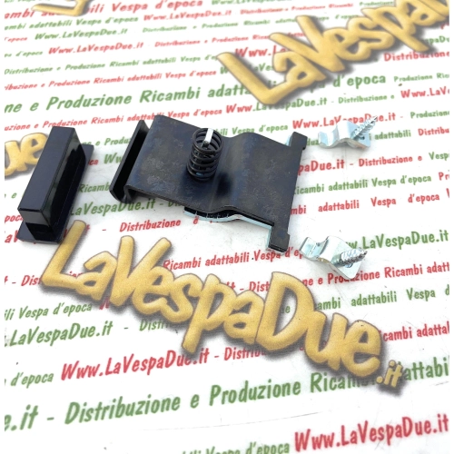 Complete lock plate kit for top box door button for VESPA PK S SS AUTOMATICA 50 80 100 125 with hooks and plates ro 008432 216622 216625 216620 216621 216624