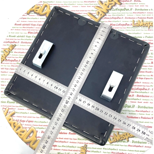 Cojín trasero verde para VESPA 125 desde el chasis V1T hasta la caja de cambios V15T, completo con soportes ro 011521
