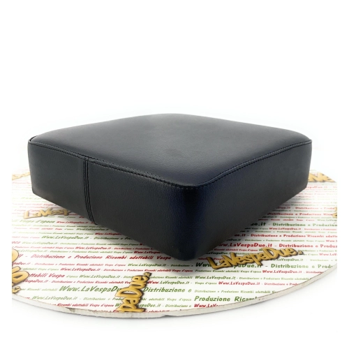 Cojín trasero negro para palanca de cambios VESPA 125 V1T > V15T o 011521