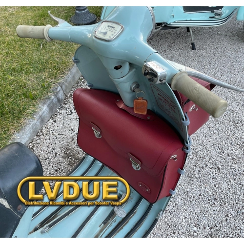 Burgunderrote Frontschutz-Topcase-Tasche für VESPA 125 150 VNB VNA VBB mit Schultergurt, italienisches Handwerksprodukt