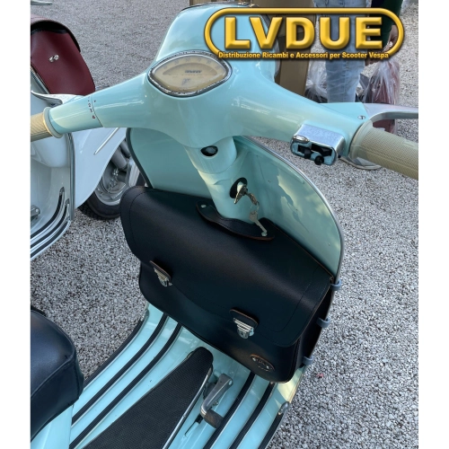 Sacoche arrière/avant noire pour Vespa 125/150 Super Sprint Veloce GT GTR GL avec bandoulière. Produit artisanal italien.