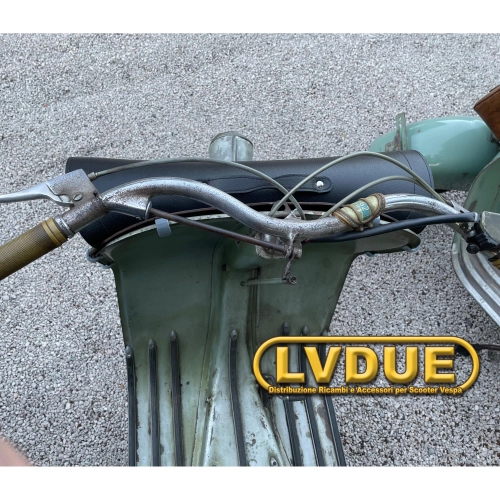 Sacoche de protection avant noire pour Vespa 98 V1 V33 VL VN VM VB 125 150 Faro Basso (1946-1958) avec bandoulière. Fabrication artisanale italienne.