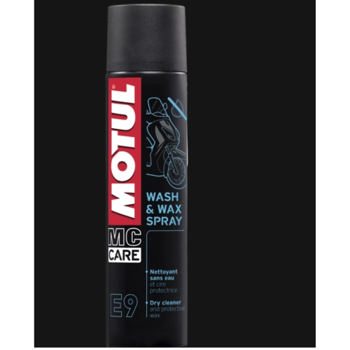 Limpiador en seco MOTUL WASH & WAX con cera protectora. Limpia y abrillanta piezas de plástico y pintadas. Aerosol en spray de 400 ml.