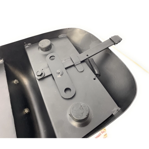 Sillín de competición SPORT PX PE 80 125 150 200 con estructura metálica con recubrimiento en polvo y asiento acolchado.