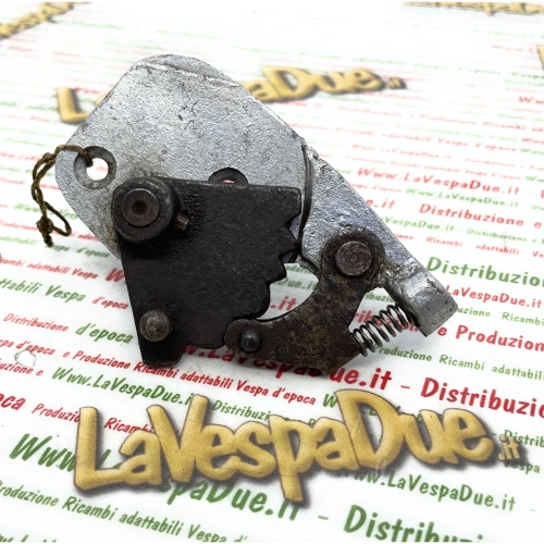 Gear selector support for VESPA APE 125 4-speed rod gearbox, new old stock