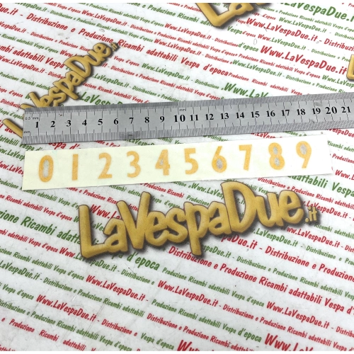 Bandes autocollantes réfléchissantes jaunes numérotées de 0 à 9 pour l'année d'immatriculation d'une plaque d'immatriculation européenne pour scooter, moto, Vespa, voiture, camion, avant ou arrière, FIAT, ABARTH, AUDI, FERRARI, PORCHE, MERCEDES, ISUZU, SK