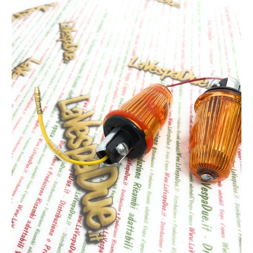 Paar Lenkerendblinker, 6 Volt, passend für VESPA 50, 125, 150, 160, 180, 200, PRIMAVERA, ET3, VNB, VBB, TS, SPRINT, SUPER, GS, GL, SS, ro 070621, orange