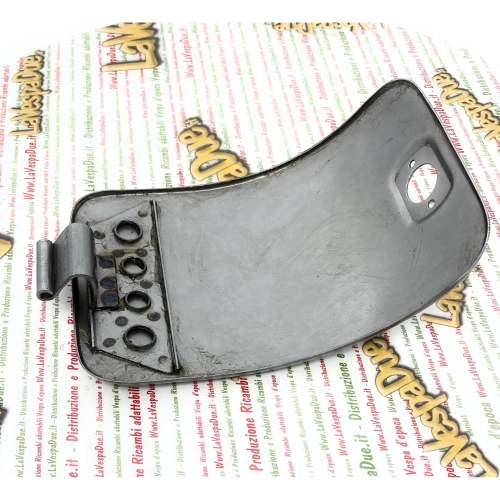 Compartimento de almacenamiento en la puerta del maletero LAMBRETTA 125 150 LI SPECIAL DL GP SX 175 TV 2° 200 TV SX DL GP INNOCENTI en metal