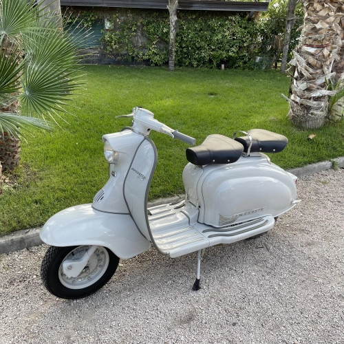 Funda para Lambretta Funda para scooter LAMBRETTA AMARILLO a prueba de polvo y arañazos desde 1946 en adelante ABCD DL LI TV SX SPECIAL 50 125 150 180 200
