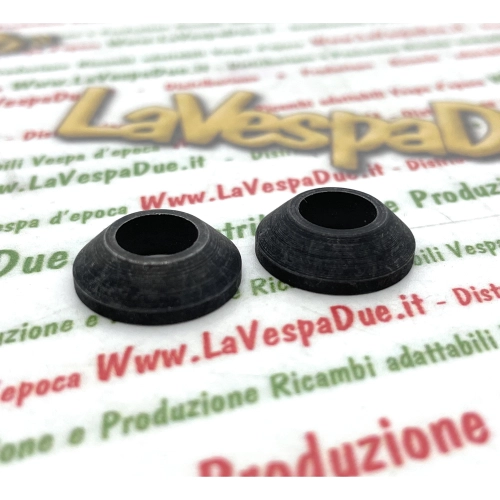 2 arandelas espaciadoras/calzas de soporte para portaequipajes/depósito de combustible para VESPA 98 125 150 V1 V15 V30 VM VN VL VB1 1948 1958 ro 023181 038867