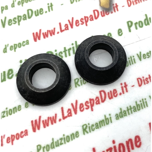 2 arandelas espaciadoras/calzas de soporte para portaequipajes/depósito de combustible para VESPA 98 125 150 V1 V15 V30 VM VN VL VB1 1948 1958 ro 023181 038867