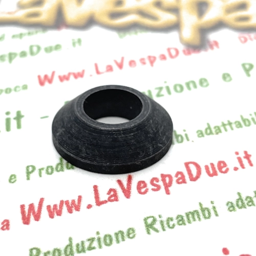 Distanzscheibe für Gepäckträgerplatte, Tanksattel für VESPA 98 125 150 V1 V15 V30 VM VN VL VB1 NIEDRIGER SCHEINWERFER STROCH ro 023181 038867 von 1946 bis 1958