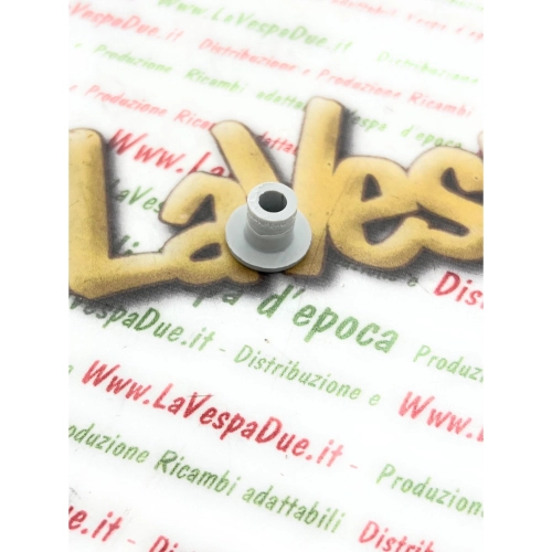 Grey cap for closing 6/7mm holes on the spare wheel frame for VESPA APE and LAMBRETTA ro 090958