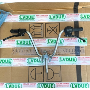 Manubrio completo di manopole e leve Piaggio Grillo 255500