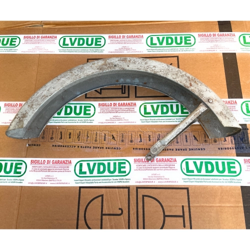 Originaler, unbenutzter NOS-Vorderradkotflügel für PIAGGIO 50 Boxer 123720.