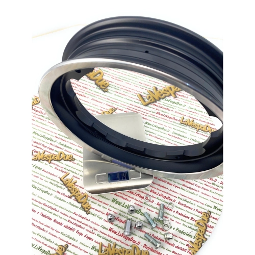 Tubeless aluminum rim for LAMBRETTA 125 150 200 LI S SX DL GP in black for 3.00 3.50 - 10 " tires