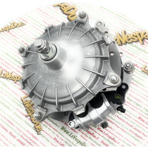 Front Wheel Hub Disc Brake for Lambretta 125 LI 3° 4° LI S DL GP 150 LI 3° LI S SX DL GP Anti Dive CNC Milled for Disc Brake Forklinks